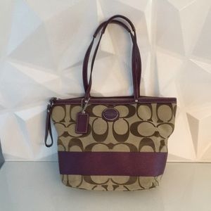 Women’s Coach Tote Bag